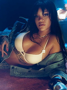 Rihanna - Hot Slut