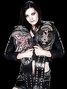 Wrestling Diva Paige