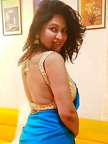 Indian Aunty In Saree