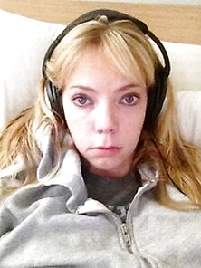Riki Lindhome's Latest Leaked Pictures Hit The Web