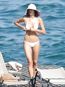 Irina Shayk Bikini Pics