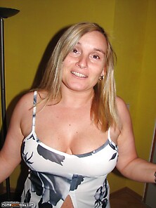 Busty Amateur Blonde Milf Sexlife Pics Collection