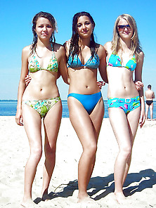 Bikini Girls 4