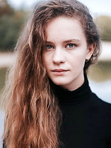 Faye Bezemer Dutch Actress