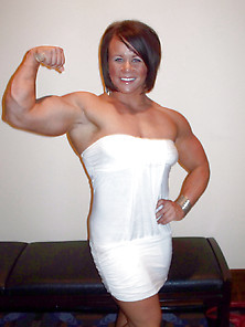 Aleesha Young - Female Bodybuilder