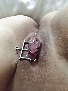 Topbiche Clamps To Nipple And Clito