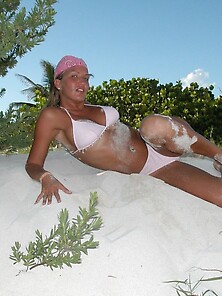 Blonde Milf Posing At Beach