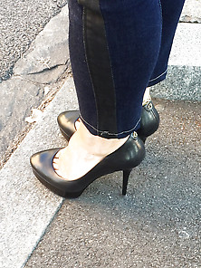 Today With Black Pumps