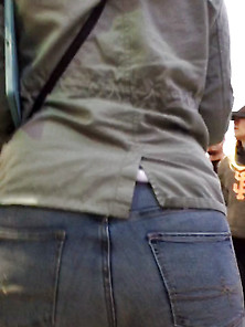 Fine Milf In Jeans With A Jiggly Butt At The Ballpark