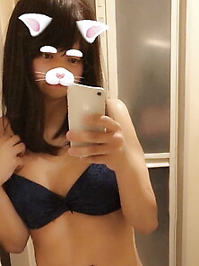 Japanese Teen Selfie
