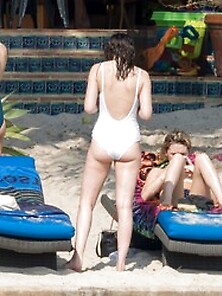 Dakota Johnson Wearing A Swimsuit On A Beach In Miami