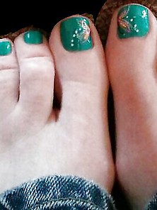 Aunt's Sexy Feet!!!