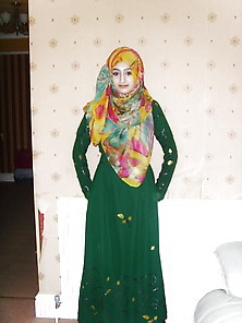 Hijabi Babe
