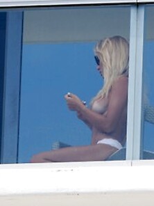 Laura Cremaschi Topless,  Cameltoe Candids On A Balcony