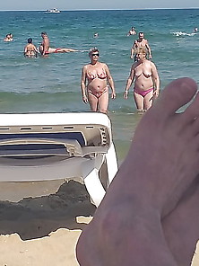 Sweet Tits And Nipples At The Beach - Voyeur 4 Boobs - Fkk