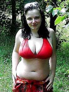 Busty Russian Woman 05
