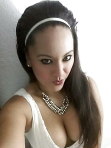 Hot Latina Doraliz Vazquez