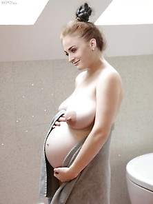 1 Fake Gravidas Pregnant Preggo