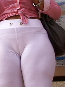 Hot Cameltoe From Gluteus Divinus