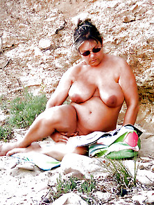 Bbw Matures And Grannies At The Beach 145