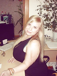 Busty Russian Woman 2521