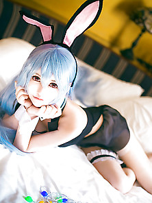 Hatsune Miku Bunny Cosplay