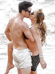 Mariah Carey At Beach In Hawaii (Nip Slip) Mq