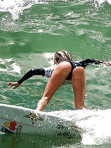 Sexy Surfer Girls 1