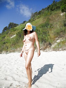 Wife Naked On The Beach 3