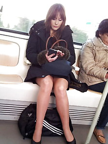 Street Pantyhose - Metro Brunette With Geat Ph Legs