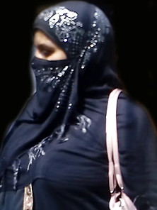 Candid Hijab Abaya Big Tits And Asses