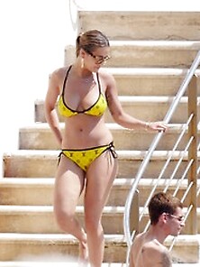 Rita Ora Wearing A Yellow Bikini In Cannes