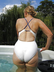 Mature Swimsuit 001