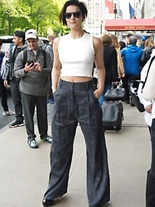 Jaimie Alexander: Awful Pants,  Awesome Top