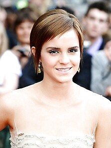 Emma Watson In Glam Dress At Movie Premiere In London